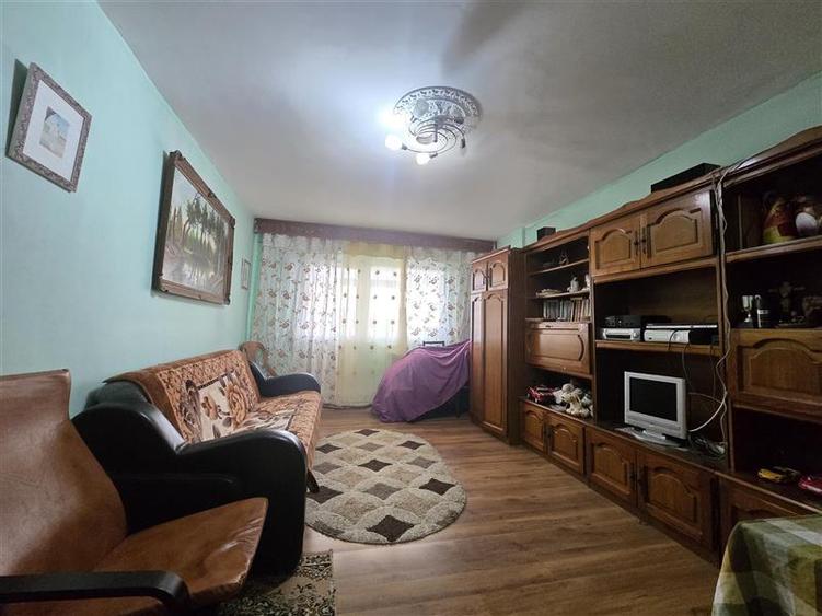 Apartament 2 camere de vanzare in Bacau zona Milcov - 2