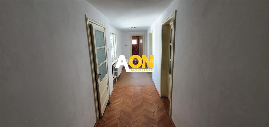 Apartament la casa, 4 camere, 114 mp si teren 228 mp teren - 2