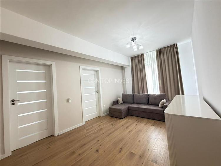 Apartament 3 camere 2 bai balcon parcare zona Calea Surii Mici - 2