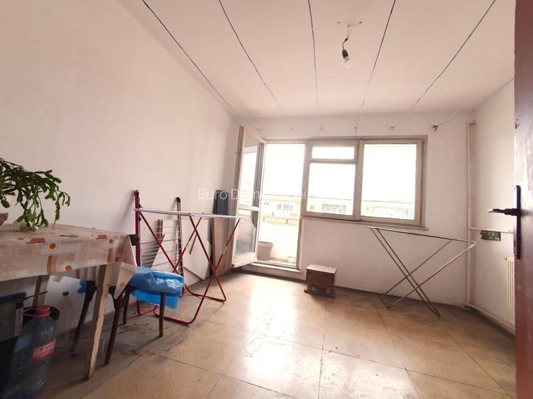 Apartament luminos cu vedere spre biserică, într-un cartier verde și liniștit. - 24