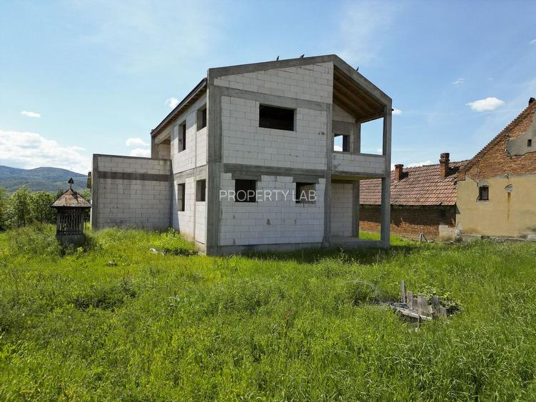 Casă la roșu din BCA de vânzare în Județul Arad - 7