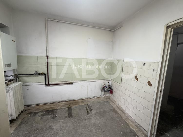 Apartament decomandat 2 camere 2 balcoane etaj 2 zona Doamna Stanca - 6