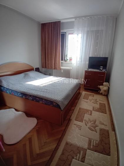 2 camere-Sector 4-Piata Straduintei-Parcare - 7