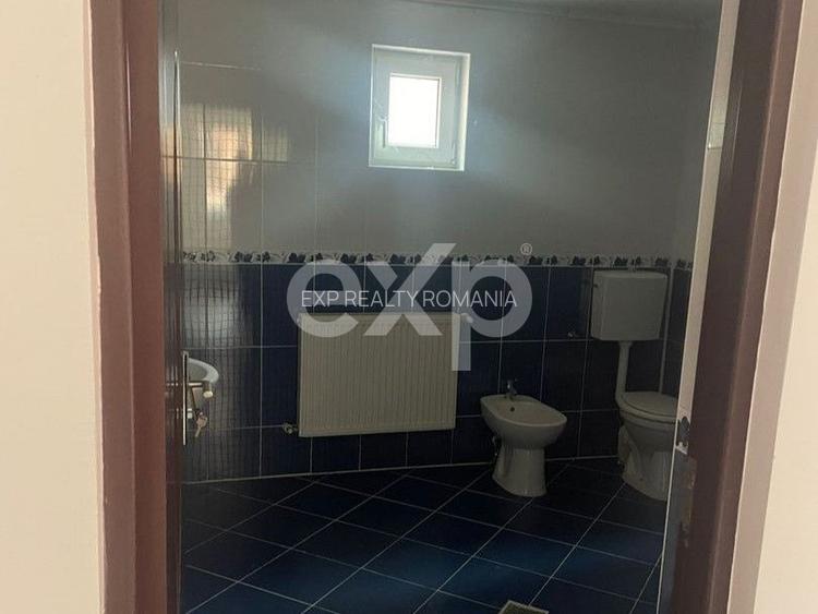 Casă / Vilă cu 6 camere de vânzare Leontinesti - Bacau - 5