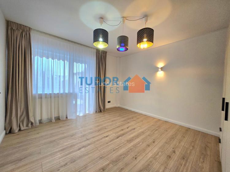 Beautiful Fully Renovated 5 Bedroom Villa  in Iancu Nicolae - 17