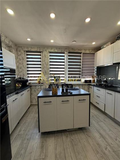 {Bulevardul 1 Decembrie } Apartament 3 camere mobilat-utilat - 10