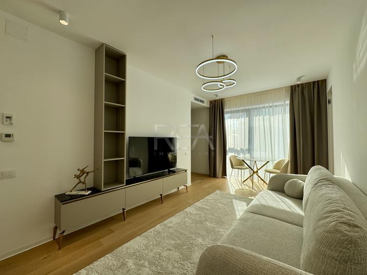 Studio Dublu mobilat și utilat complet în One Lake Club