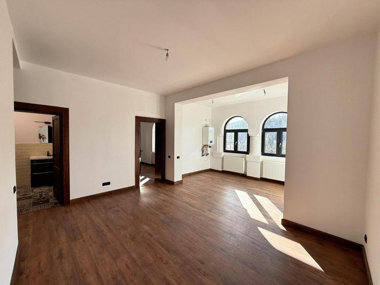 Apartament de vacanta (AP8) - TVA 0% - Vila in stil Neo-Romanesc