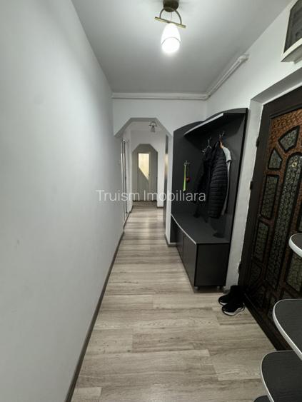 Apartament 4 cam, cf 1 dec, et 2/8, zona 9 Mai- Piata - 19