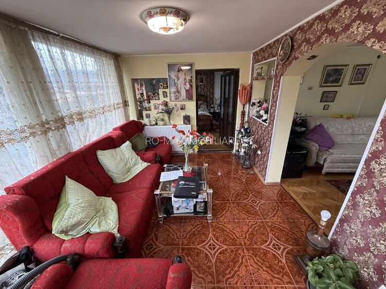 Casă corp C1 84mp + casă corp C2 51mp+garaj+ grădină și teren 889mp - 4