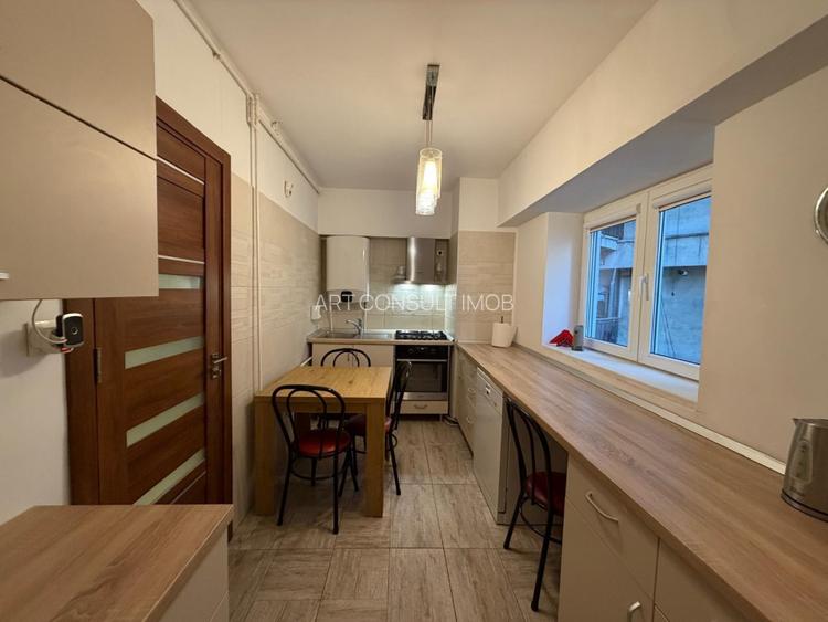 Apartament 3 Camere | Unirii | Decomandat | 2 Bai | 3 Balcoane | Parcare| Metrou - 11