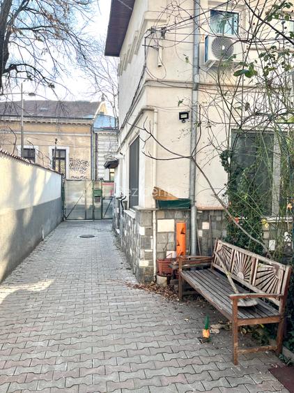 Studio generos Calea Victoriei 50mp + Boxa - 2