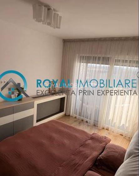 Royal Imobiliare - Vanzare apartament 3 camere zona 9 Mai - 11