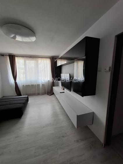 2 camere DECOMANDAT etajul 1, renovat, centrala noua, Bicaz - 4