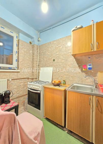 Iancului - Pantelimon, bloc 1980 - 7