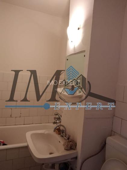 Garsoniera in zona Cetate Alba Iulia - 5