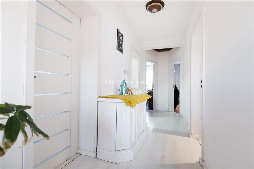 Casa P+M in zona Ciheiului, la 400 m de tramvai - 17