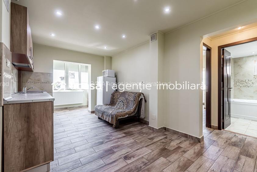 Ap 2 camere decomandat, renovat, 2 balcoane. Cartier Alfa Arad - 10