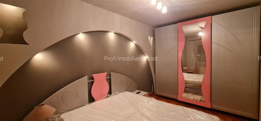 Apartament 2 camere amenajat-mobilat modern la cheie, et.1, central Podgoria- Zo - 19