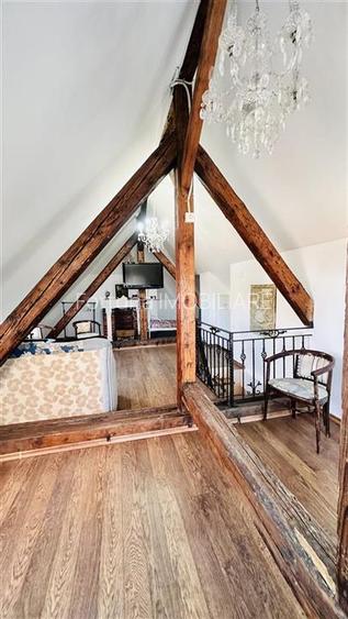 Apartament în casa 5camere - scara interioara - Magazin Star - 14