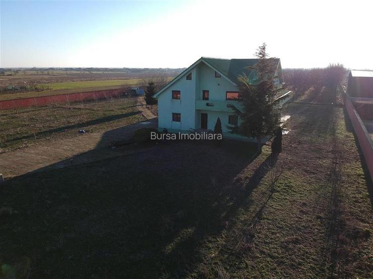 CASA DE VANZARE BOTARLAU ( com.Vulturu) - 3