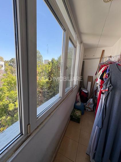 EXCLUSIV - Apartament 3 Camere - Metrou Titan La 5 Minute - 9