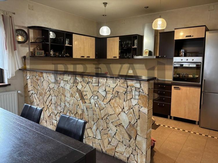 Casa individuală 5 camere, teren 800 mp, Mahala - 20