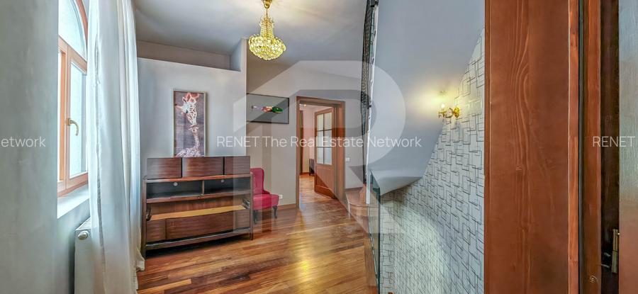 Spațiu profesional cu caracter într-o vilă individuală - 4