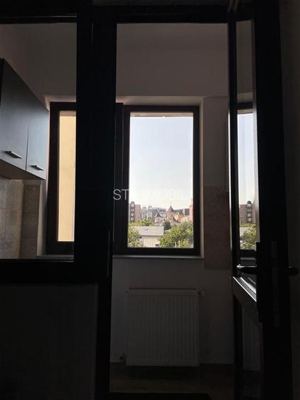 Garsonieră de închiriat - zonă centrală, aproape de Palas Ma - 3