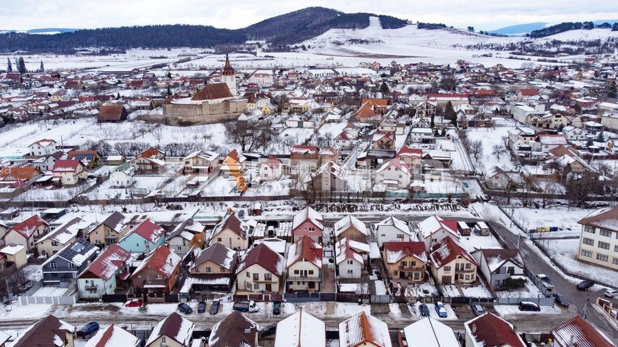 Casa mobilata Central Sanpetru - 40