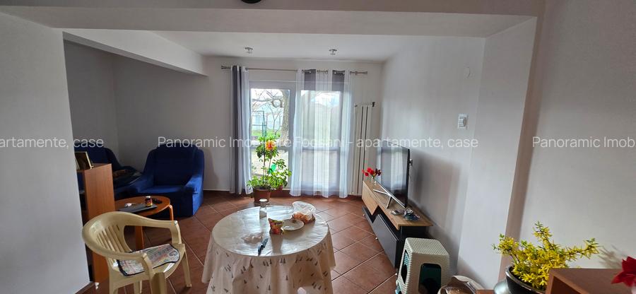 Service auto si vila de locuit Unirea Odobesti - 14