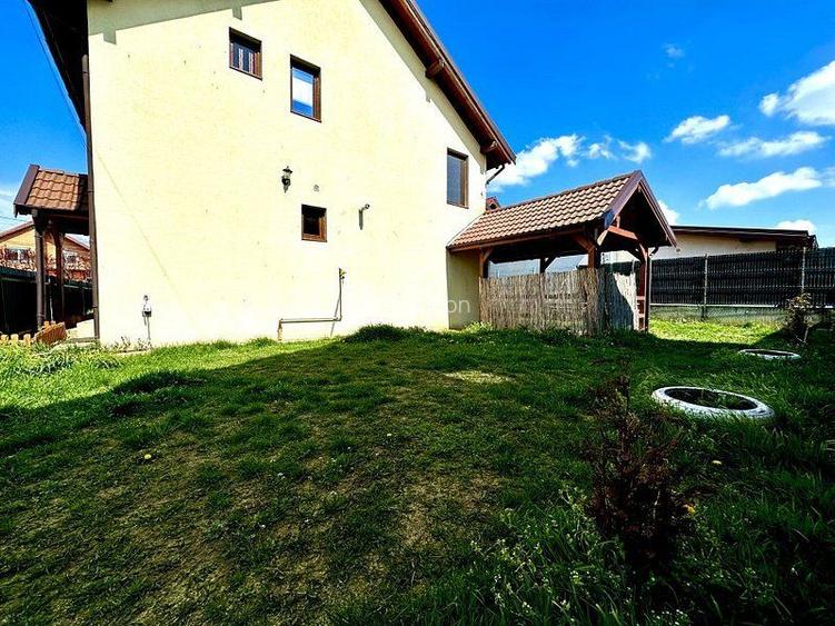 Casa individuala în Dumbravita - 650 euro - 23