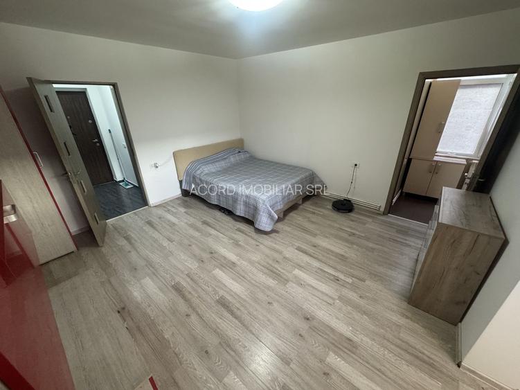 Garsonieră / Studio zona Far - 2