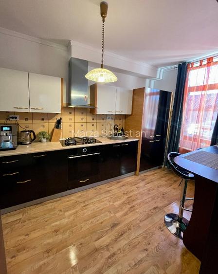 Casa Ultracentrală si Spatiu Comercial - 9