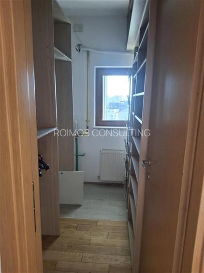 Toamnei, apartament  3 camere, 138 mp, constructie 2009 - 11