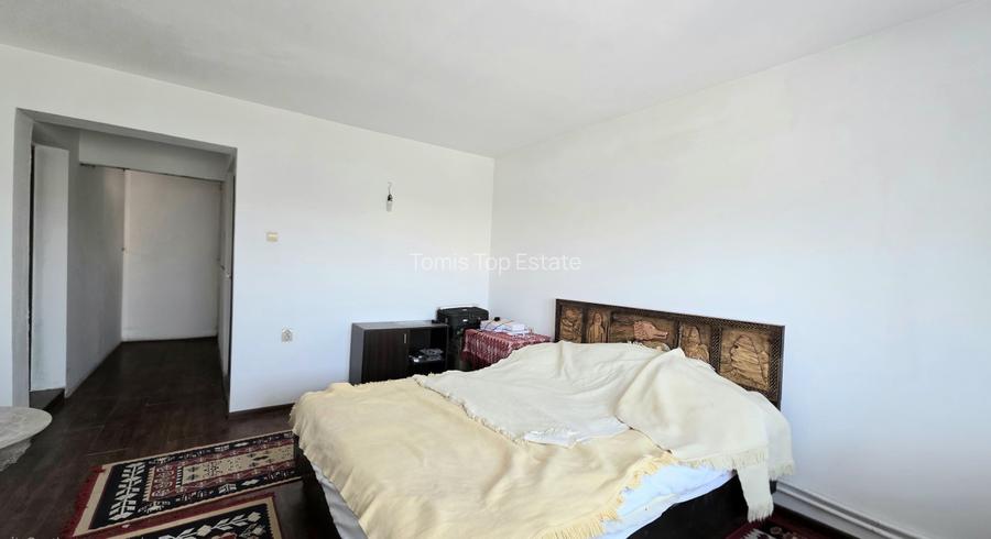 Vila de vanzare in Constanta, 6 camere, zona Km5 - 6