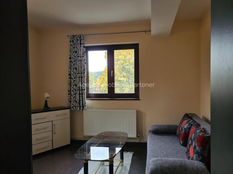 Apartament  3 camere, in vila, Centru, mobilat, finisaje moderne - 11