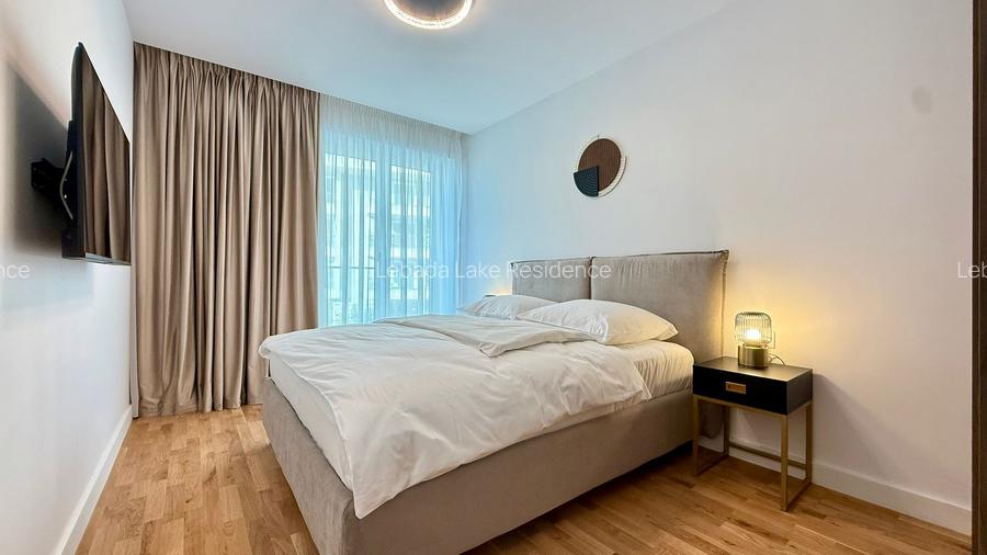 Apartament 3 camere cu o vedere superba la lac -Lebada Lake Residence - 9