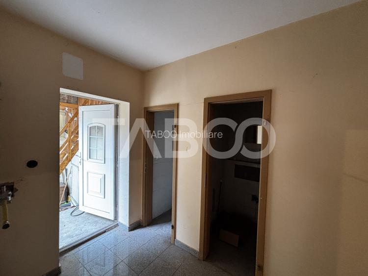 Apartament cu 4 camere de vanzare  110 mp  zona Orasul de Jos - 11