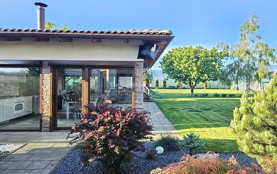 Structura Generoasa Zona Linistita - 37