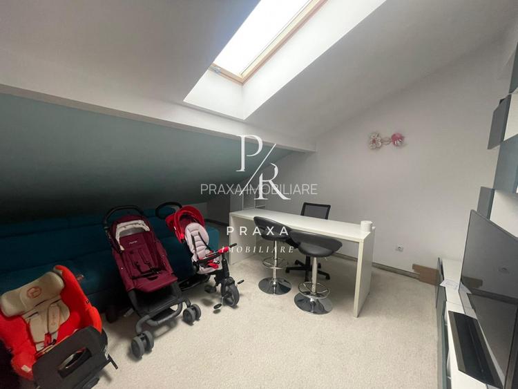 Duplex de vanzare, 5 camere, cu curte, pe strada Razoare! - 15