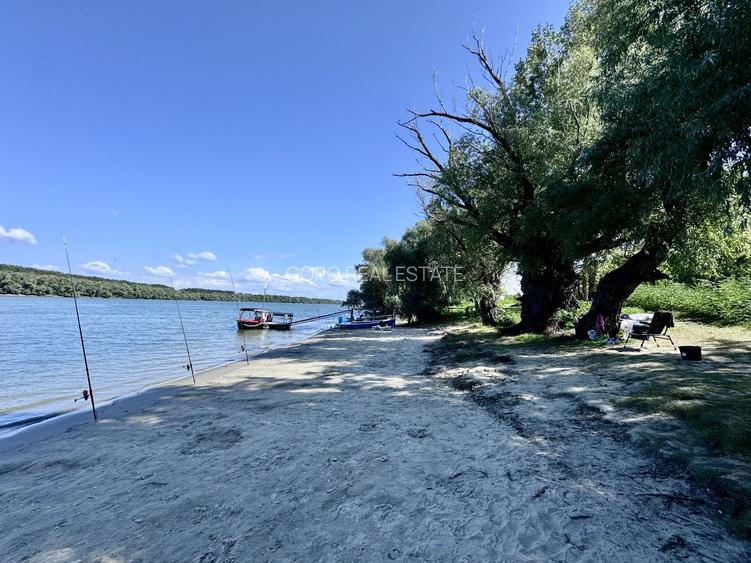 Hotel 20 camere Delta Dunarii 100 m deschidere teren 12000 mp acces auto - 22