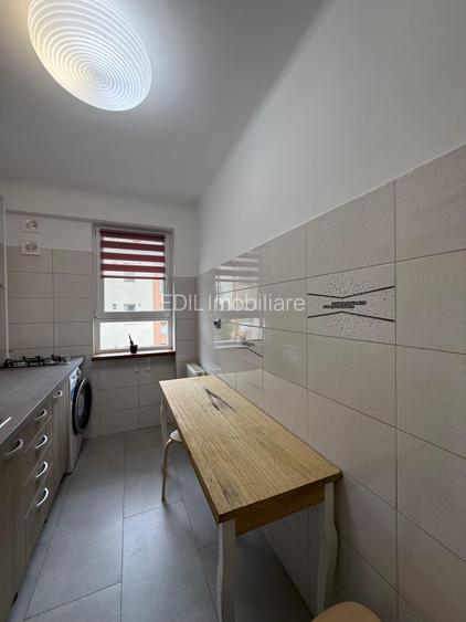 Apartament de închiriat, 2 camere, 40 mp, zona Piața Cipariu - 3
