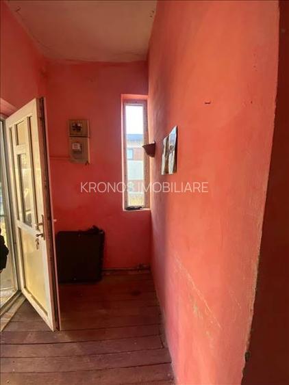 TECHIRGHIOL CENTRAL CASA CARAMIDA TEREN 290 MP. DISTANTA PANA LA  LAC 25O M - 3