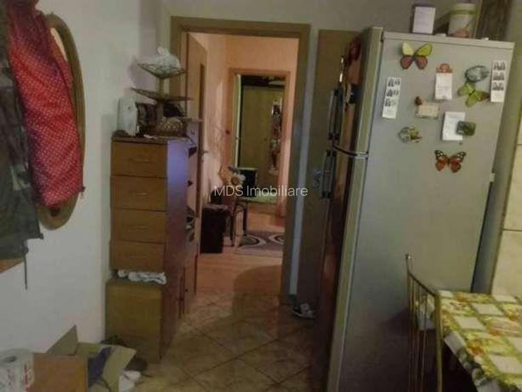 Apartament cu 3 camere la etajul 3 aproape de Mall - 16