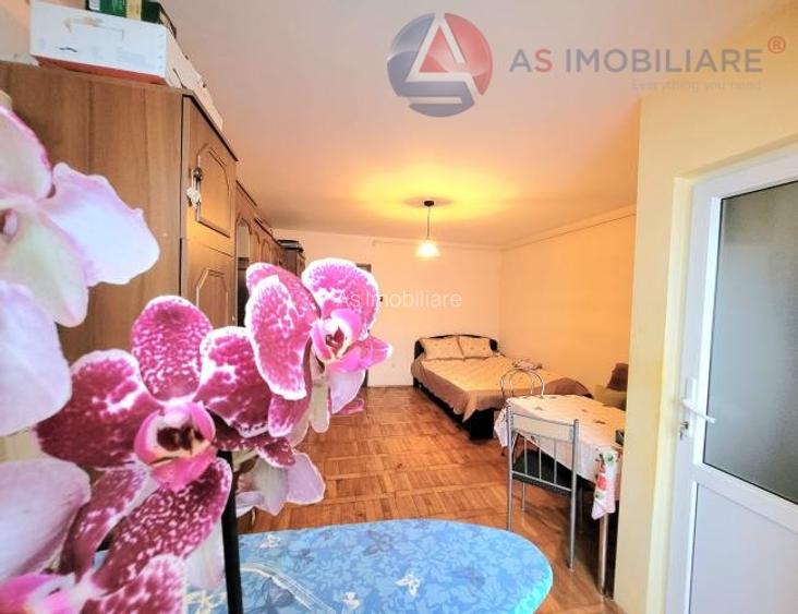 Garsoniera insorita, strada Traian, Brasov - 3