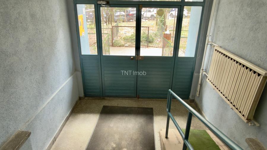 Apartament 2 camere Militari Lujerului, decomandat, contor gaz ! - 13