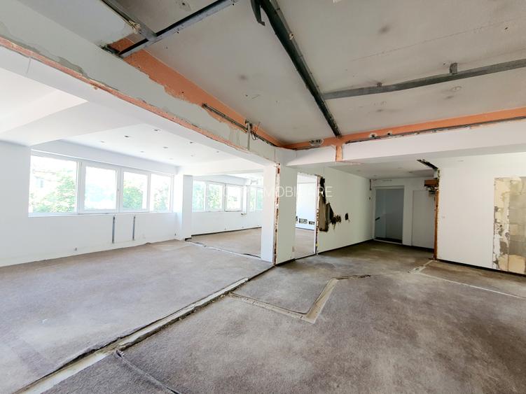 Clădire birouri, ideal clinica, constructie 1990 - 4