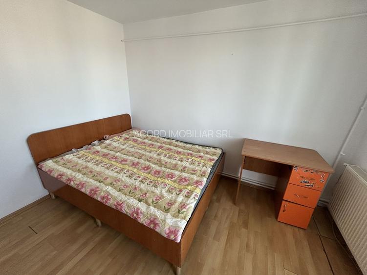 Apartament 3 camere zona Casa de Cultura - 5