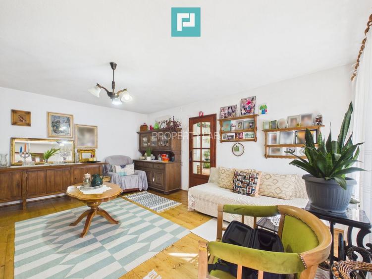 Casă cu 6 camere pe teren de 2029 mp – Miniș - 5